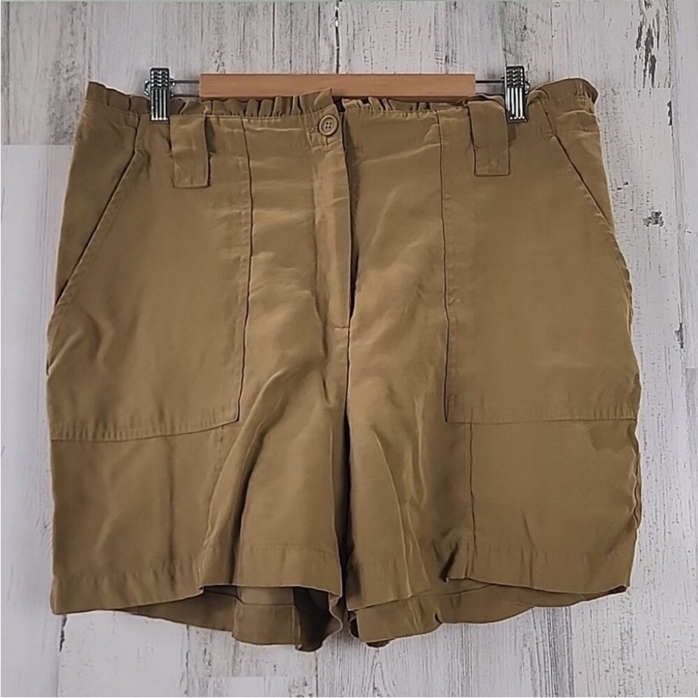 Nine West Olive shorts